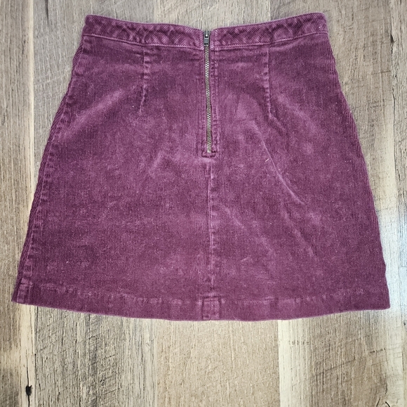 Forever 21 Skirt size small - Picture 2 of 4